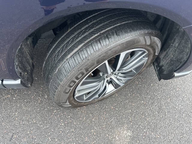 2024 Toyota Venza LE