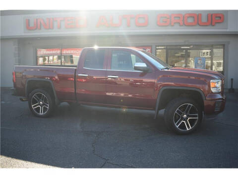 2015 GMC Sierra 1500 for sale at United Auto Group in Putnam CT