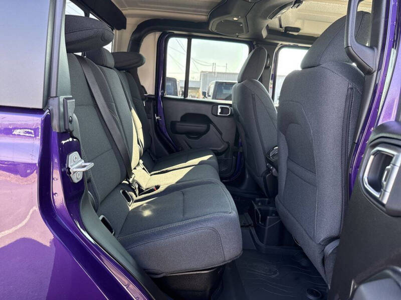2026 Jeep Gladiator Willys