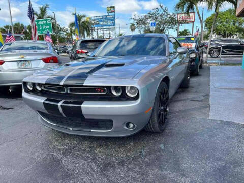 2017 Dodge Challenger for sale at VALDO AUTO SALES in Hialeah FL