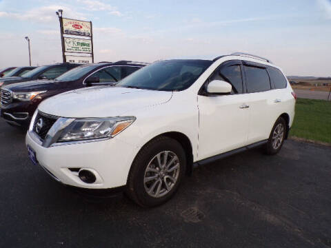 2015 Nissan Pathfinder for sale at G & K Supreme in Canton SD