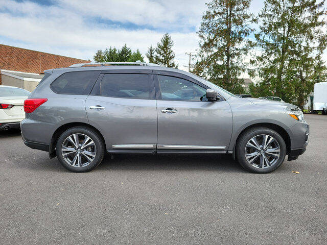 2020 Nissan Pathfinder Platinum