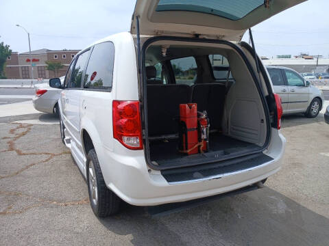 2013 Dodge Grand Caravan SE