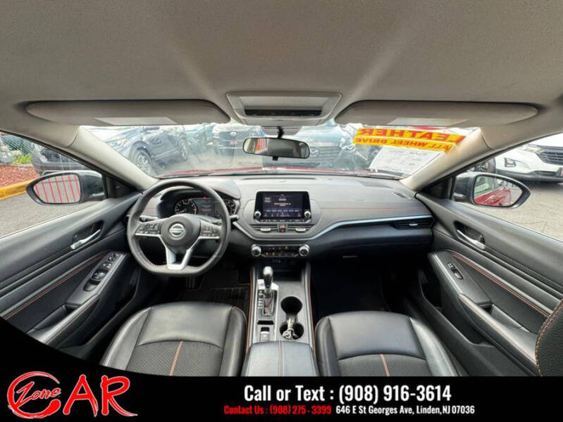 2022 Nissan Altima 2.5 SR