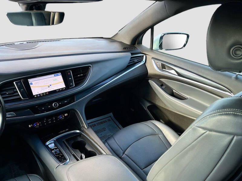 2022 Buick Enclave Premium