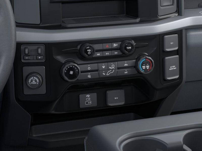 2026 Ford F-350 Super Duty XLT