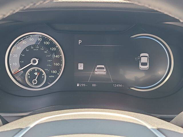 2026 Genesis G70 2.5T Standard