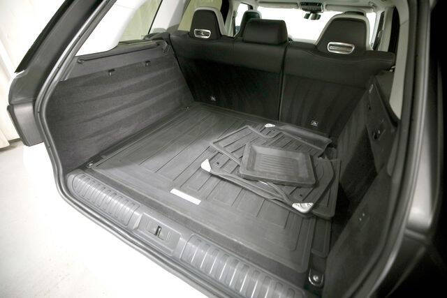 2020 Land Rover Range Rover Sport SVR