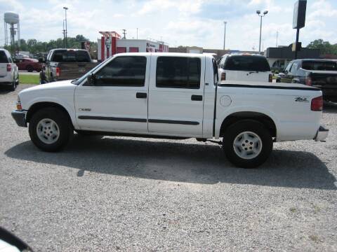 2001 Chevrolet S-10 for sale at Bypass Automotive in Lafayette TN