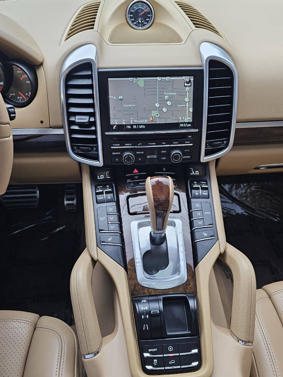 2012 PORSCHE Cayenne SUV / Crossover - $16,123