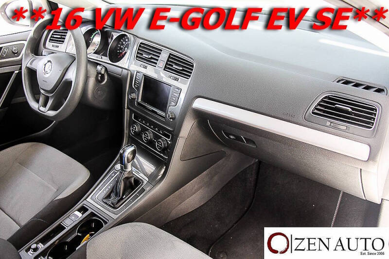 2016 Volkswagen e-Golf SE