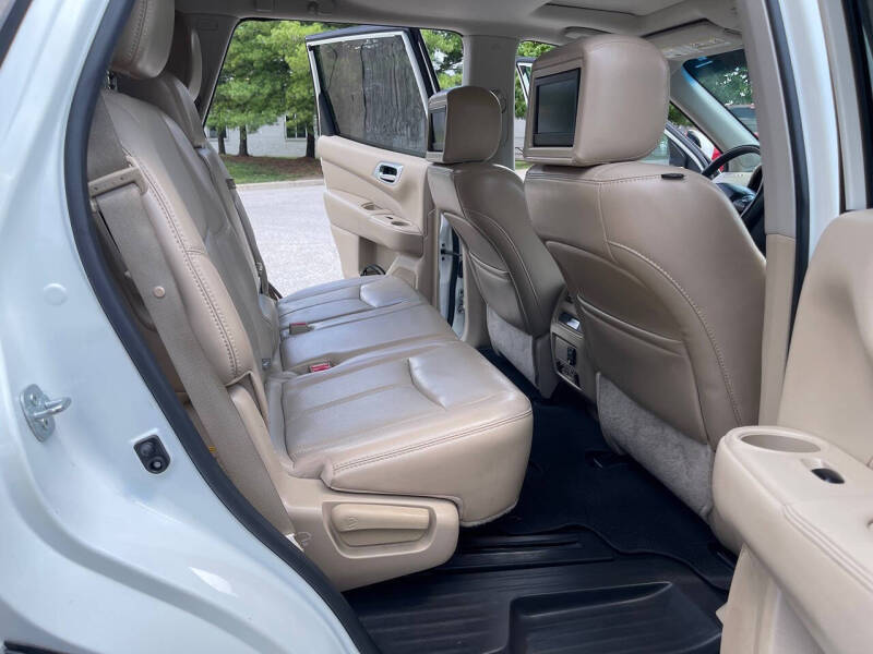 2016 Nissan Pathfinder Platinum
