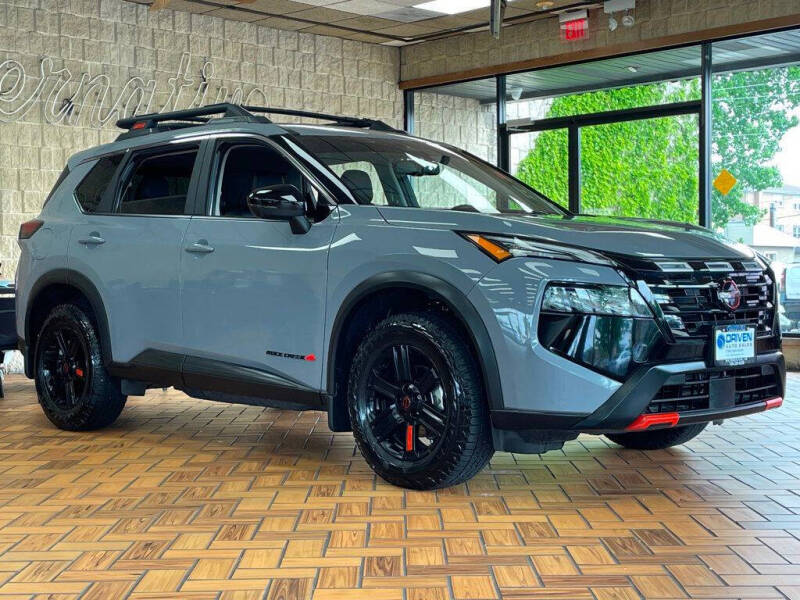 2025 Nissan Rogue Rock Creek