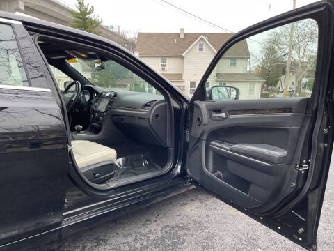 2014 Chrysler 300
