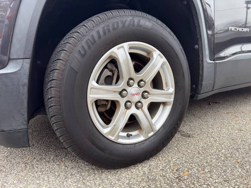 2017 GMC Acadia SLE-1