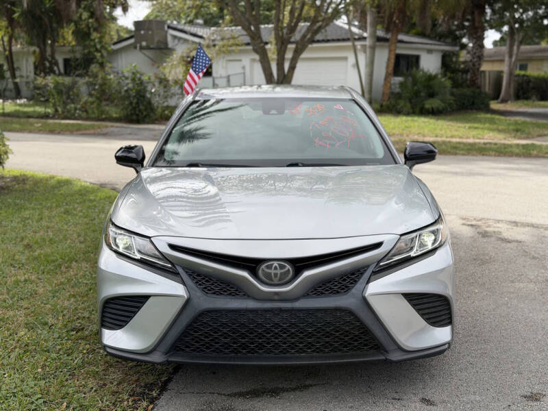 2020 Toyota Camry SE Nightshade