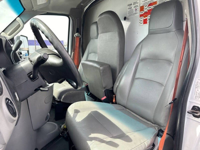 2014 Ford E-Series