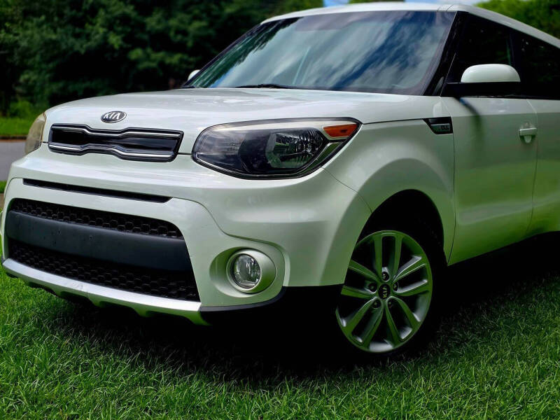 2018 Kia Soul +