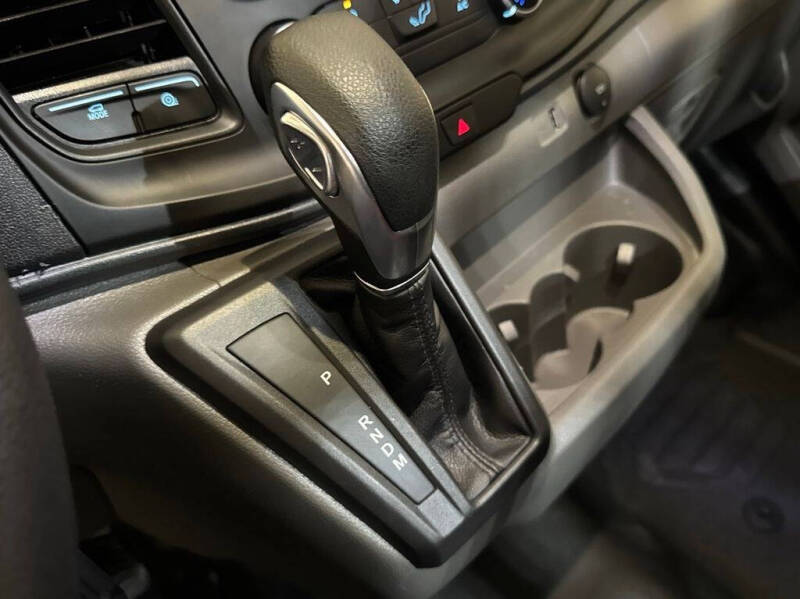 2025 Ford Transit