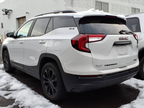 2022 GMC Terrain SLE