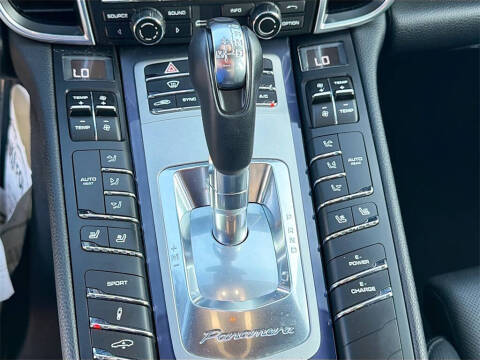 2015 Porsche Panamera S E-Hybrid