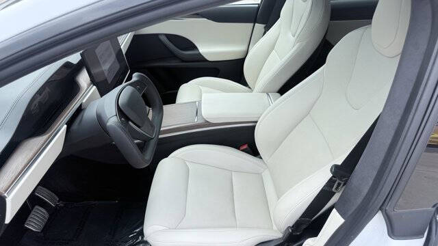 2023 Tesla Model X Standard Range