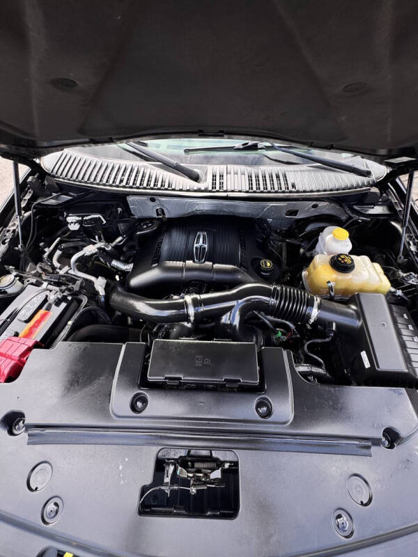 2016 Lincoln Navigator Select