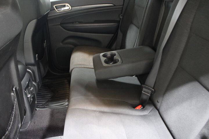 2017 Jeep Grand Cherokee Laredo