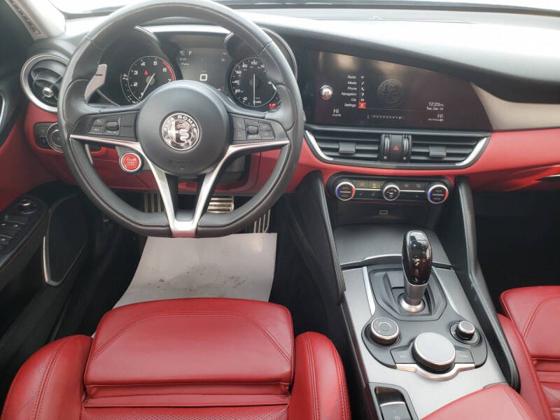 2017 Alfa Romeo Giulia Ti