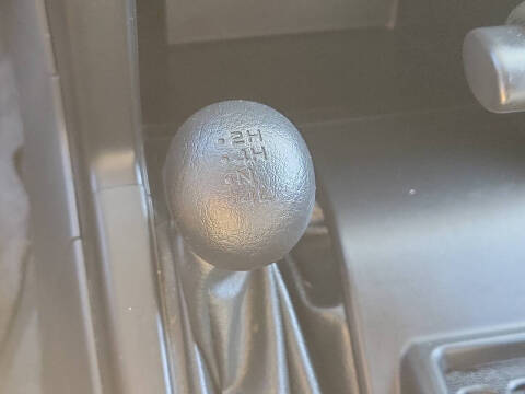 2003 Nissan Frontier XE-V6