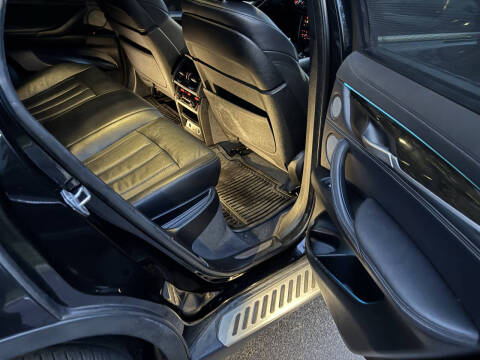 2017 BMW X6 xDrive50i