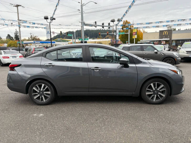 2021 Nissan Versa SV
