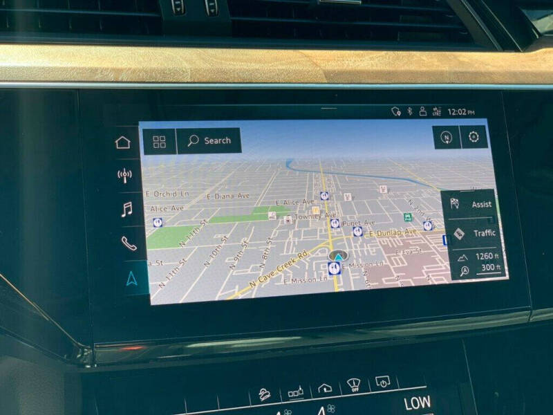 2019 Audi e-tron quattro Prestige