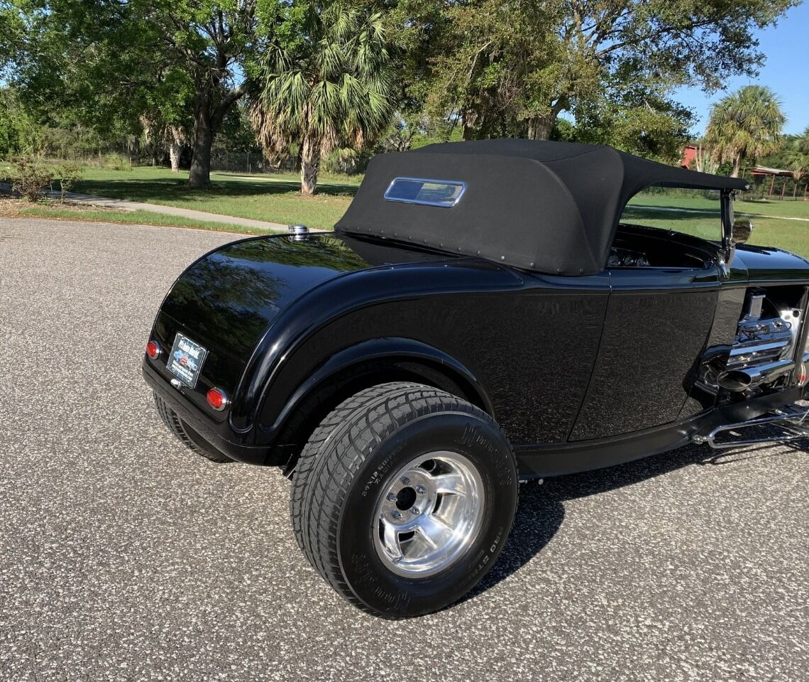 1932 Ford Hi-Boy 31