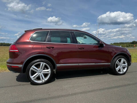 2017 Volkswagen Touareg V6 Executive
