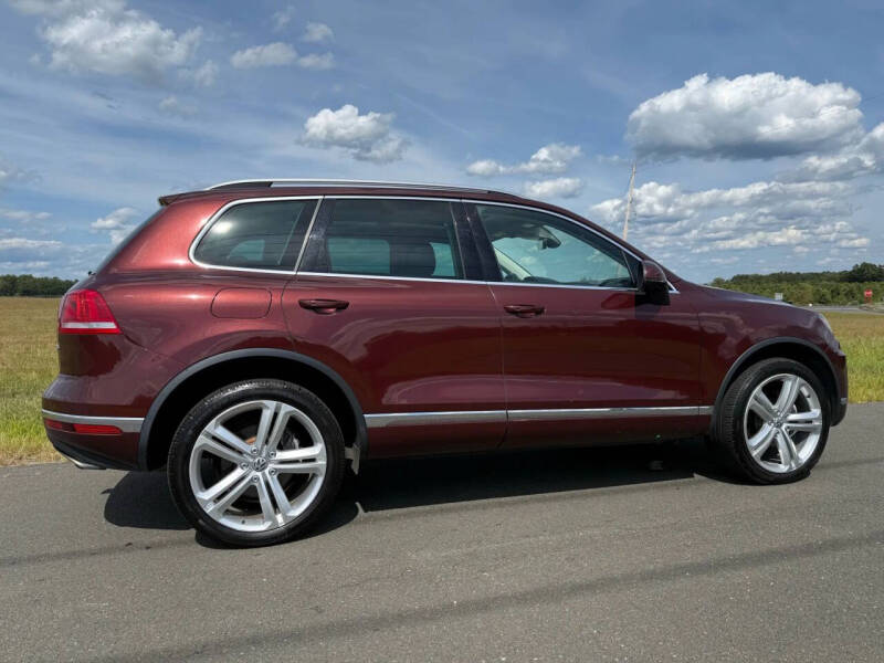 2017 Volkswagen Touareg V6 Executive