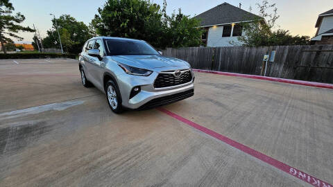2023 Toyota Highlander LE