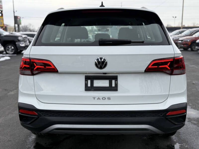 2024 Volkswagen Taos S