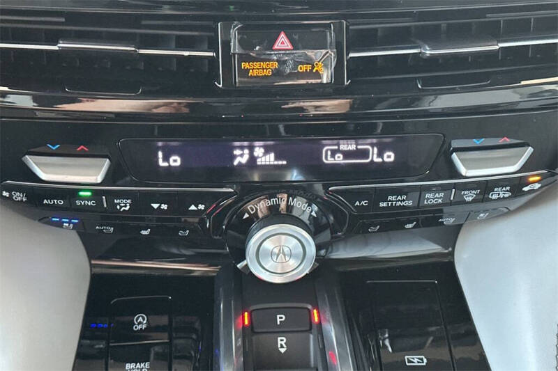 2026 Acura MDX SH-AWD w/Advance