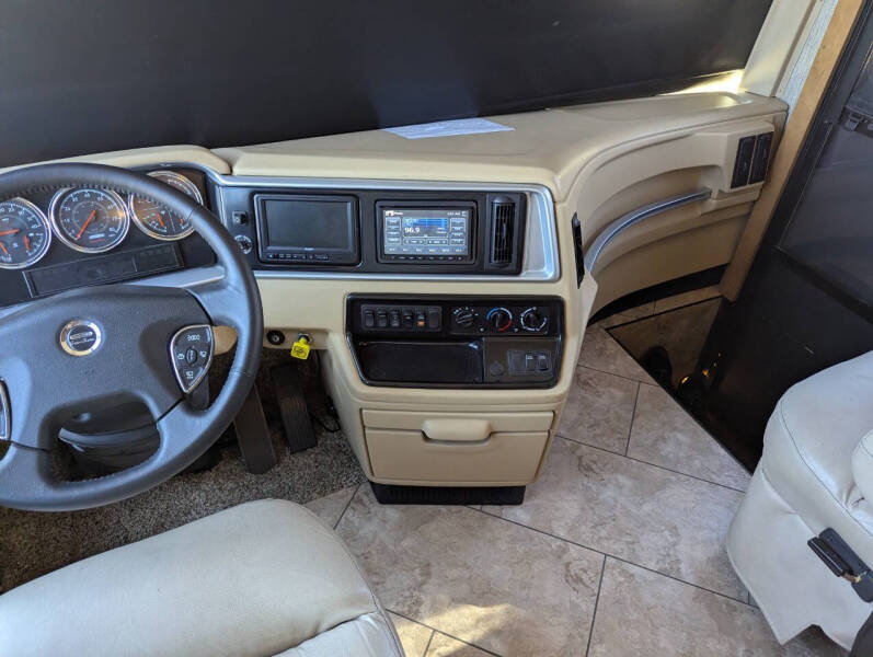 2016 Newmar Ventana LE 3725
