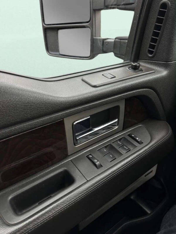 2014 Ford F-150 Platinum