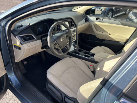 2017 Hyundai Sonata SE