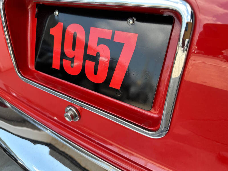 1957 Dodge Custom Royal