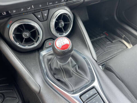 2021 Chevrolet Camaro LT1