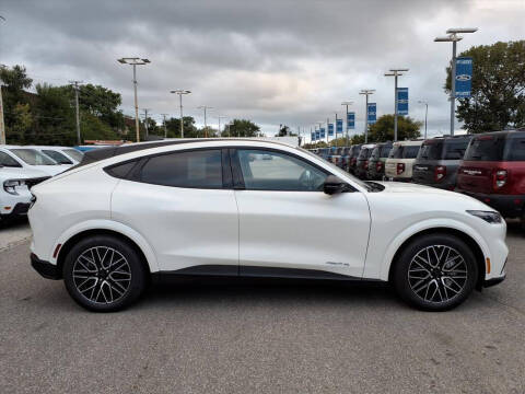 2025 Ford Mustang Mach-E Premium