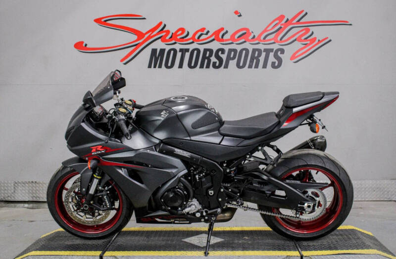 2017 Suzuki GSX-R1000