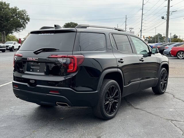 2022 GMC Acadia SLE