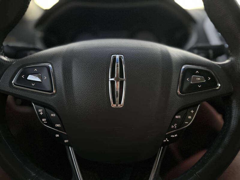 2013 Lincoln MKZ