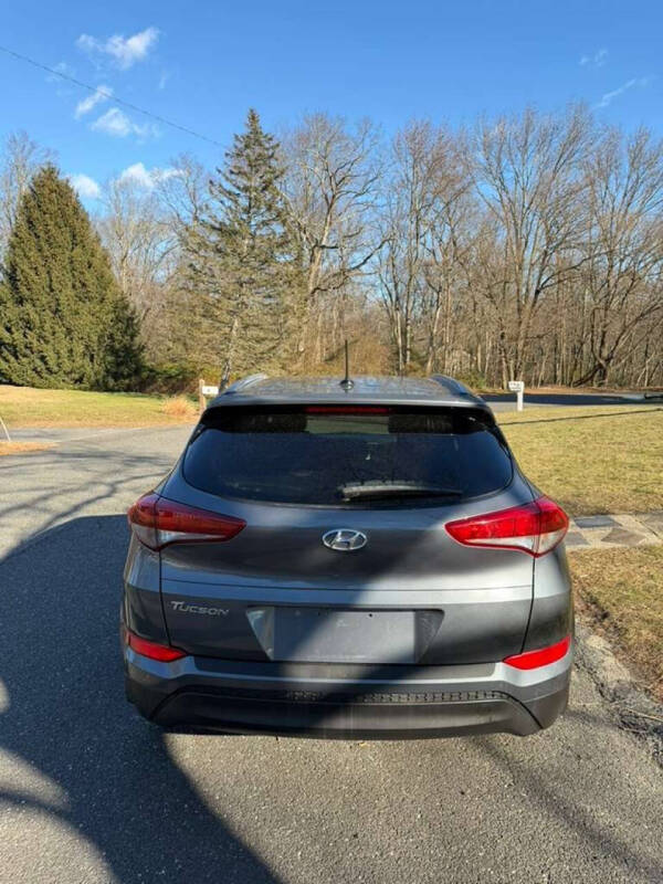 2016 Hyundai Tucson SE