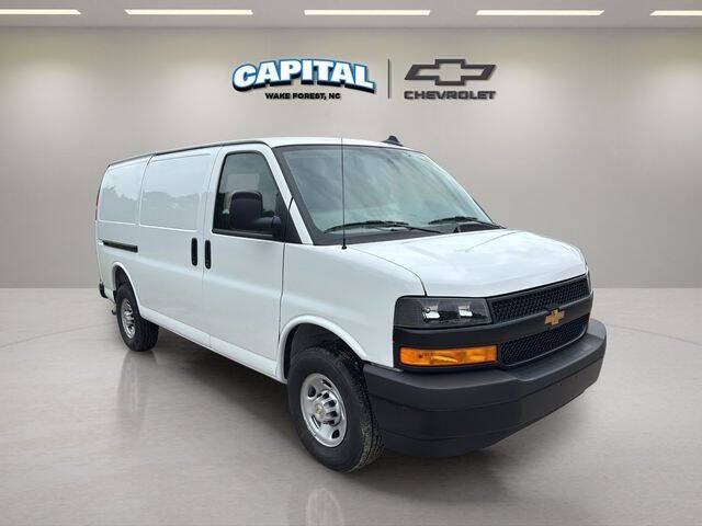 2025 Chevrolet Express 2500